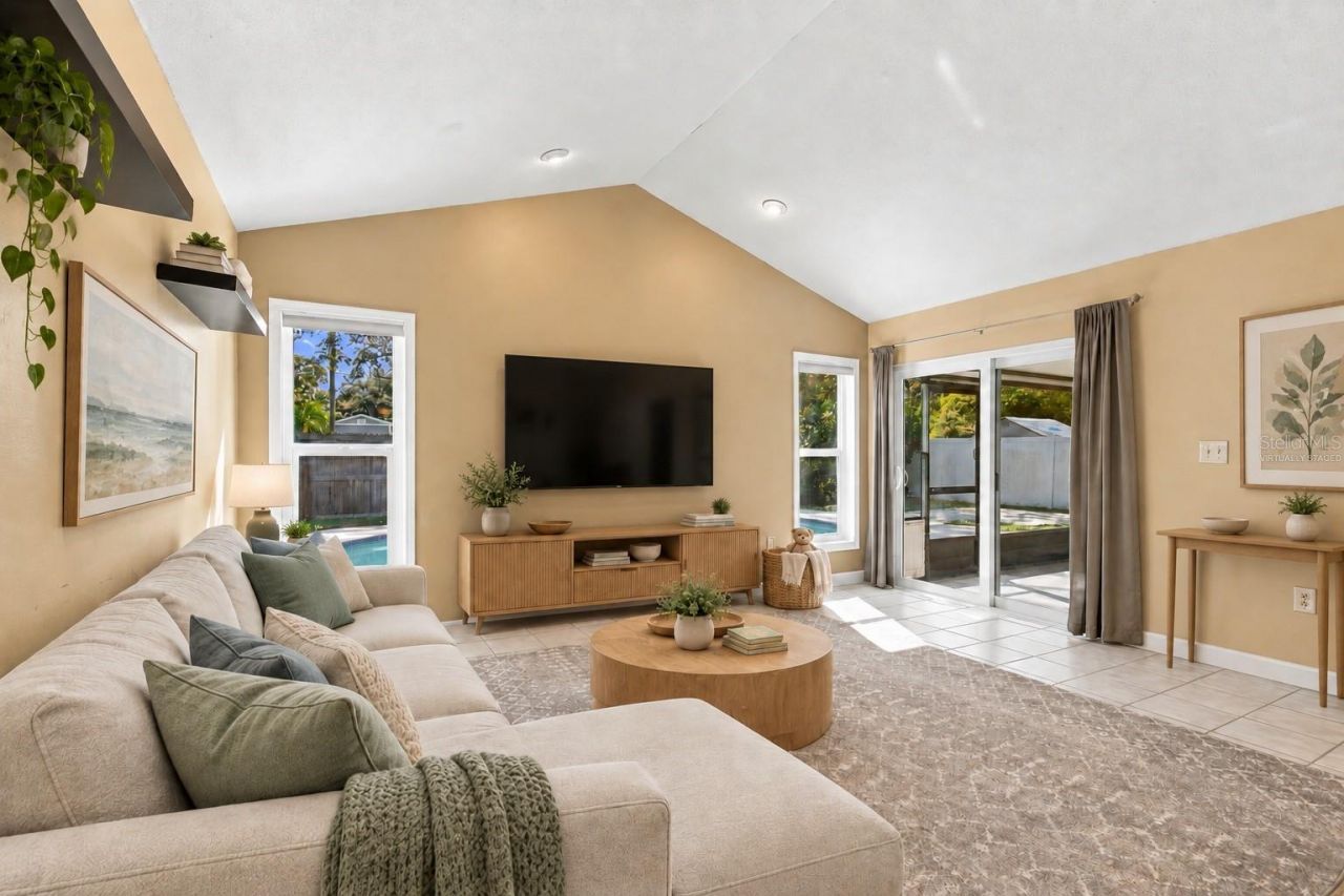 11093 117th Street, Seminole, FL 33778 Photo