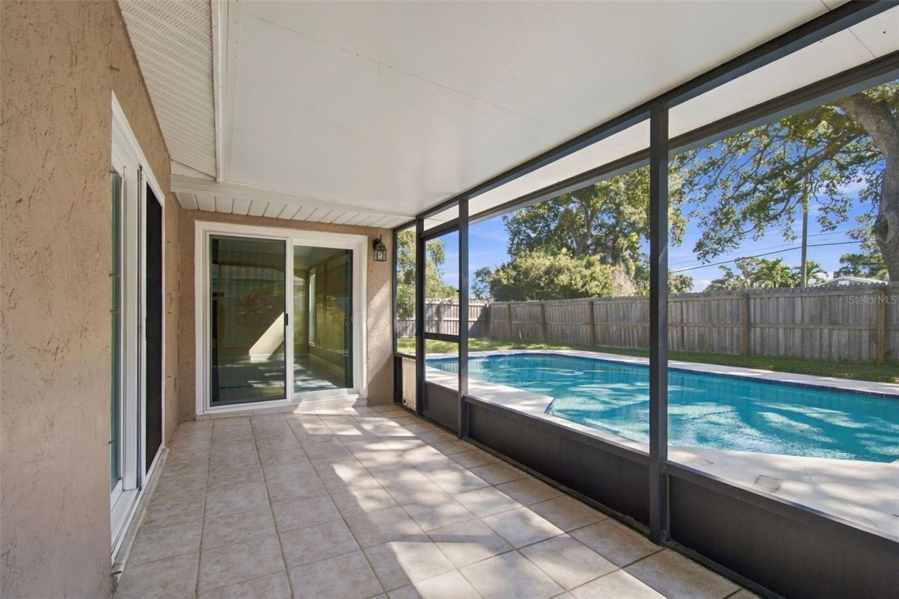 11093 117th Street, Seminole, FL 33778 Photo