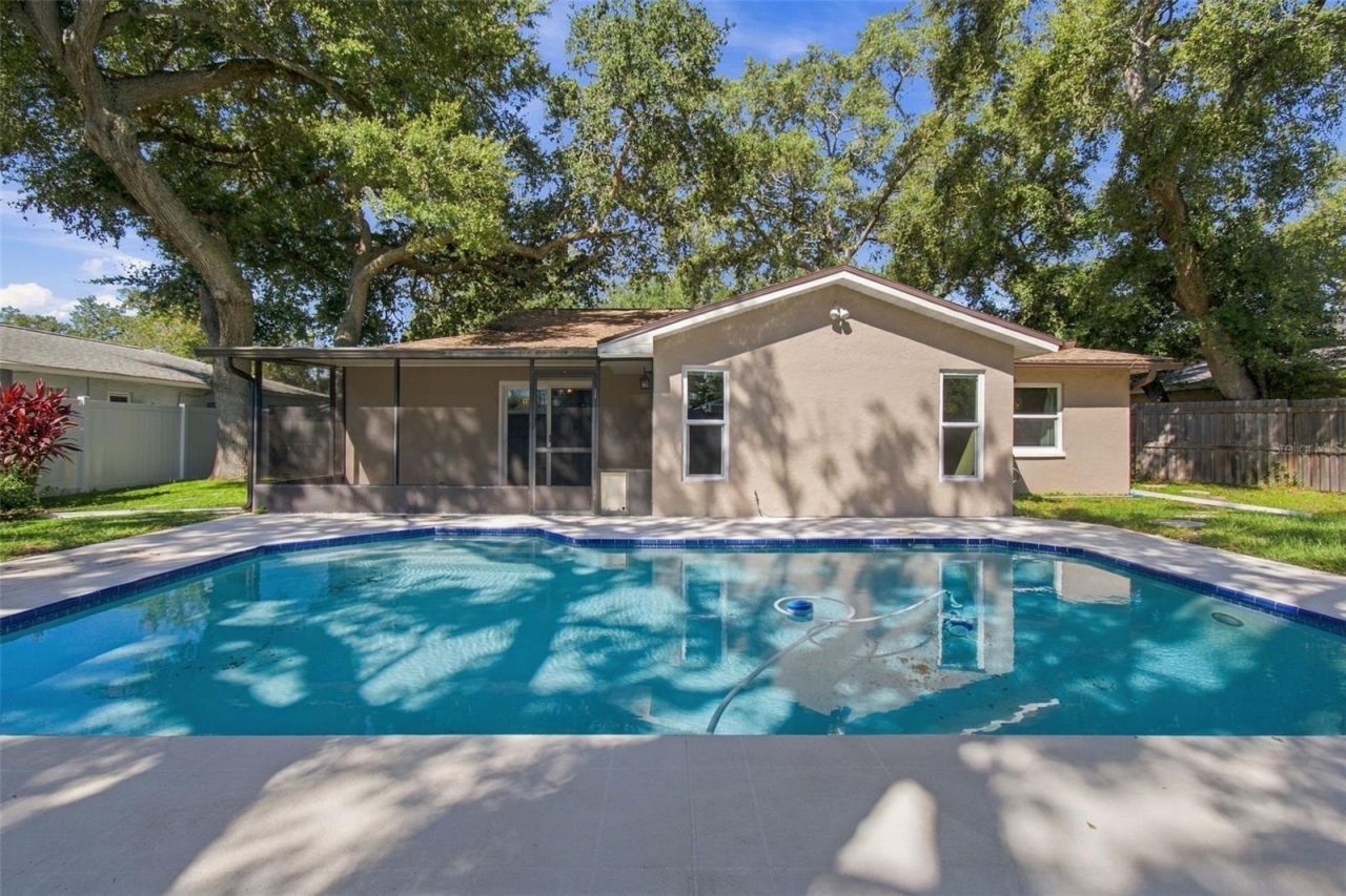 11093 117th Street, Seminole, FL 33778 Photo