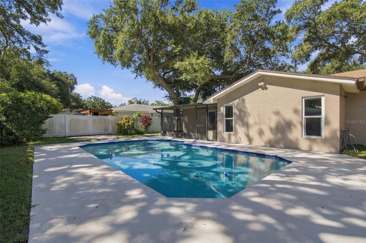 11093 117th Street, Seminole, FL 33778 Photo