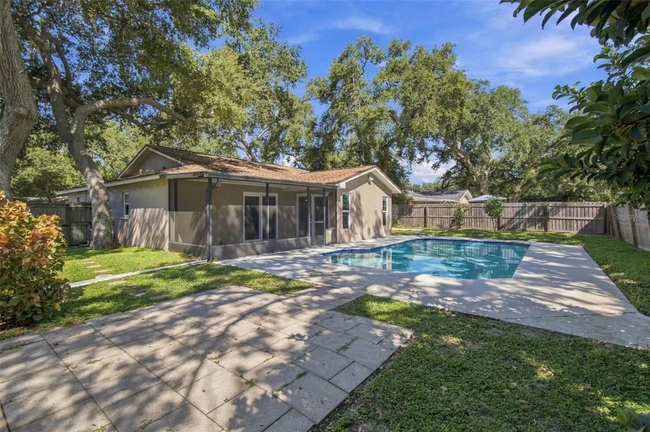 11093 117th Street, Seminole, FL 33778 Photo