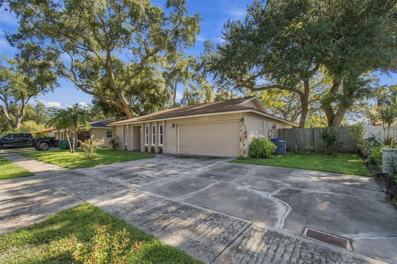 11093 117th Street, Seminole, FL 33778 Photo