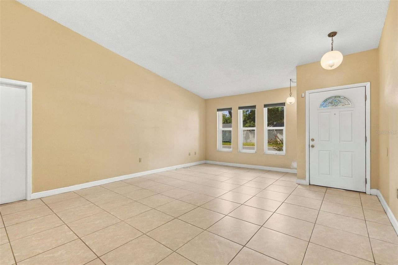 11093 117th Street, Seminole, FL 33778 Photo