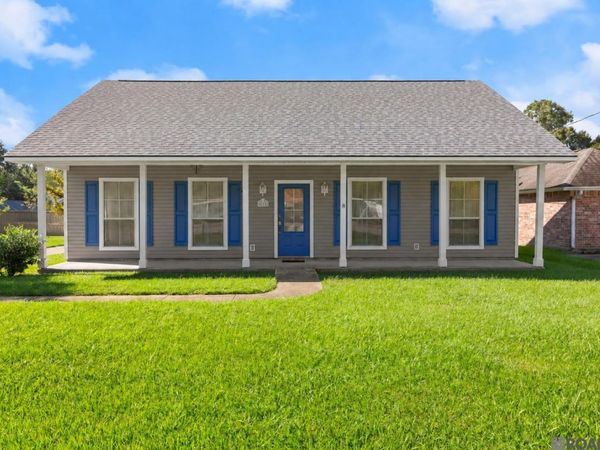 4470 Westwood Dr, Zachary, LA 70791