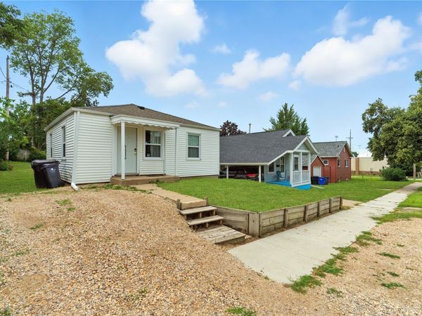 517 18Th St , Cedar Rapids, IA 52402
