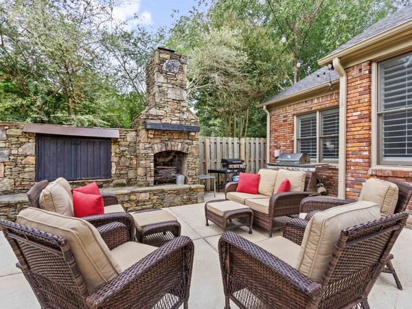 2667 DIBRELL TRAIL DR, Collierville, TN 38017