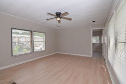315 Sundial Lane photo 4