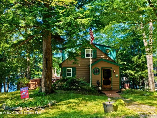 74 Lake Camp Way, Cropseyville, NY 12052
