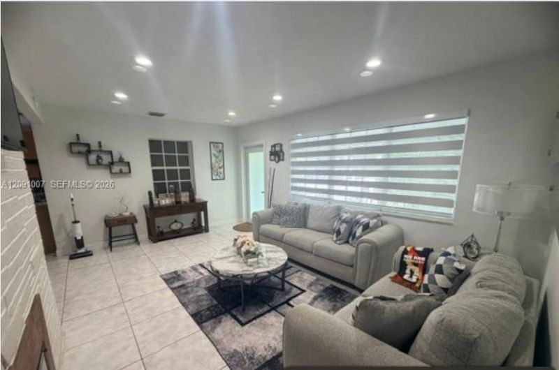 2630 De Soto Dr , Miramar, FL 33023 Photo