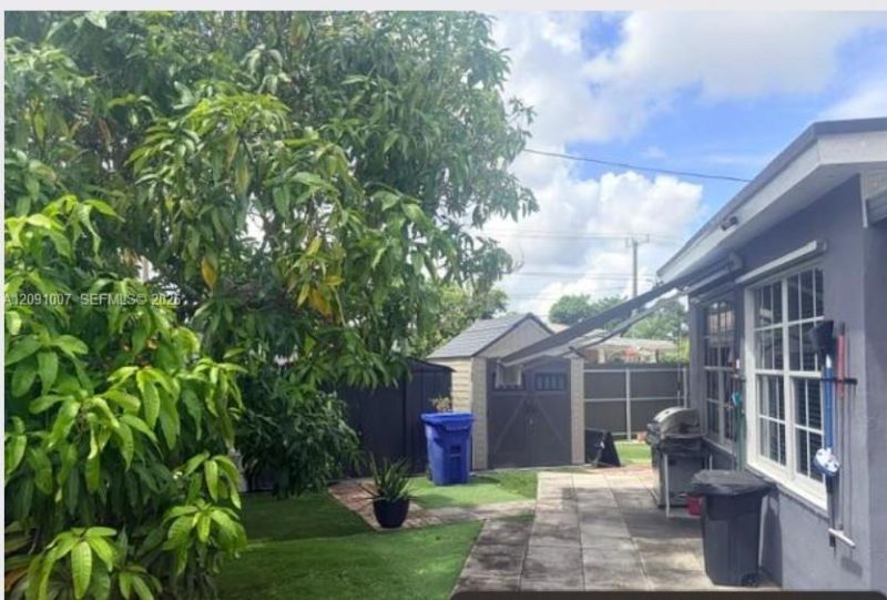 2630 De Soto Dr, Miramar, FL 33023 Photo
