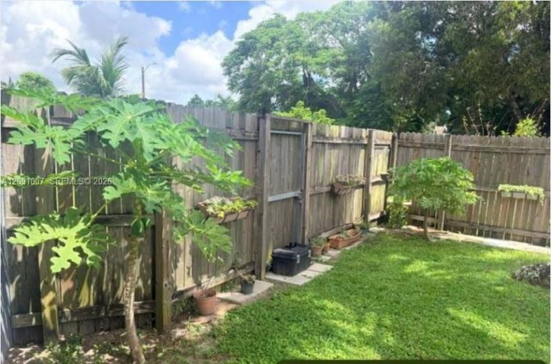 2630 De Soto Dr , Miramar, FL 33023 Photo