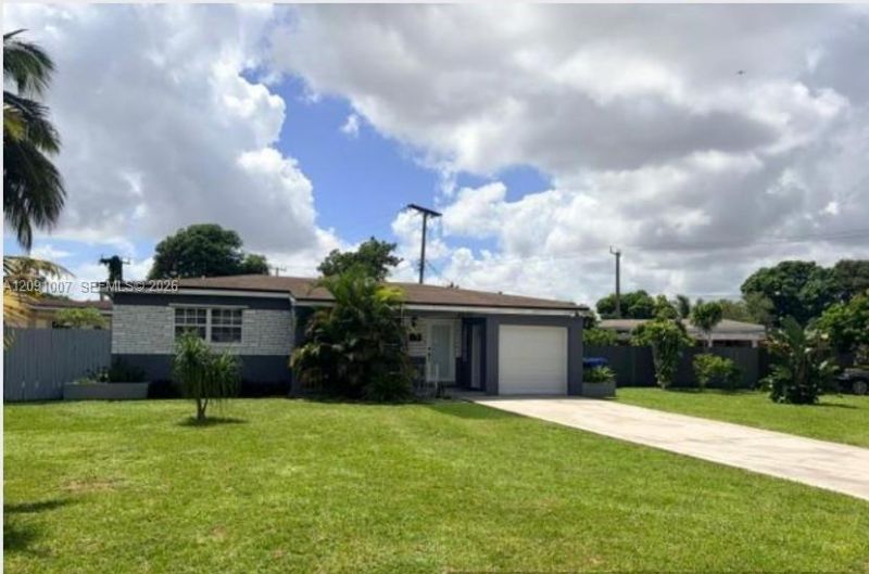 2630 De Soto Dr , Miramar, FL 33023 Photo