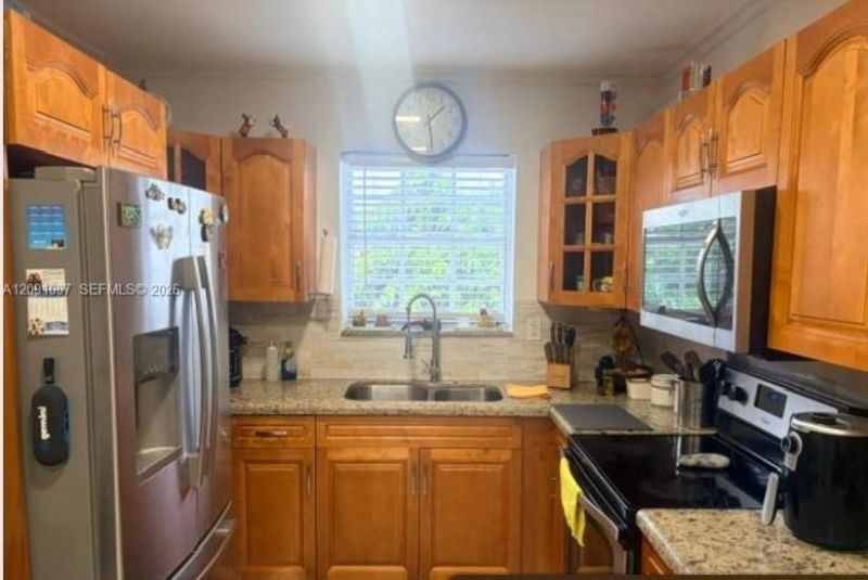 2630 De Soto Dr, Miramar, FL 33023 Photo