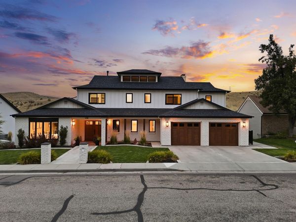1218 E Hearthstone Drive, Boise, ID 83702