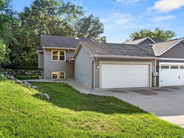 10357 Upper 178th Street W, Lakeville, MN 55044