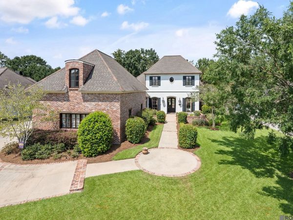 36233 Lasalle Pointe Dr, Prairieville, LA 70769