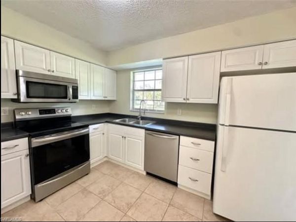 3325 Airport RD N, Unit D3, NAPLES, FL 34105