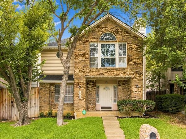 1345 Jeanette Way , Carrollton, TX 75006