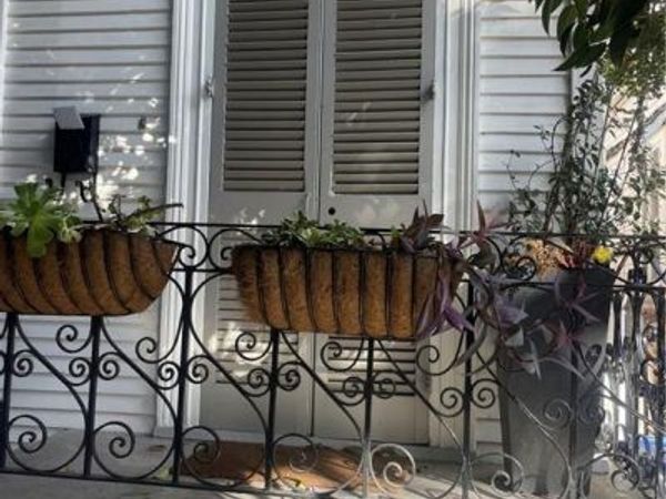2335 CHARTRES Street, New Orleans, LA 70117