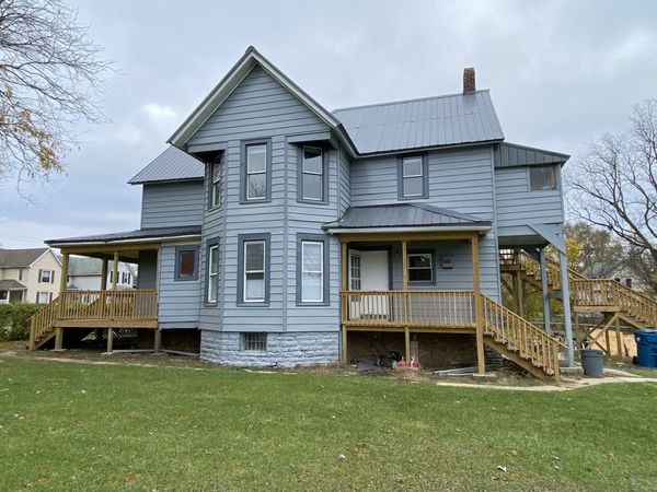 942 N Schuyler Avenue , Unit 2, Kankakee, IL 60901