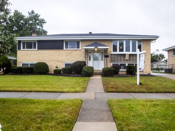 565 Arlene Drive , Wood Dale, IL 60191