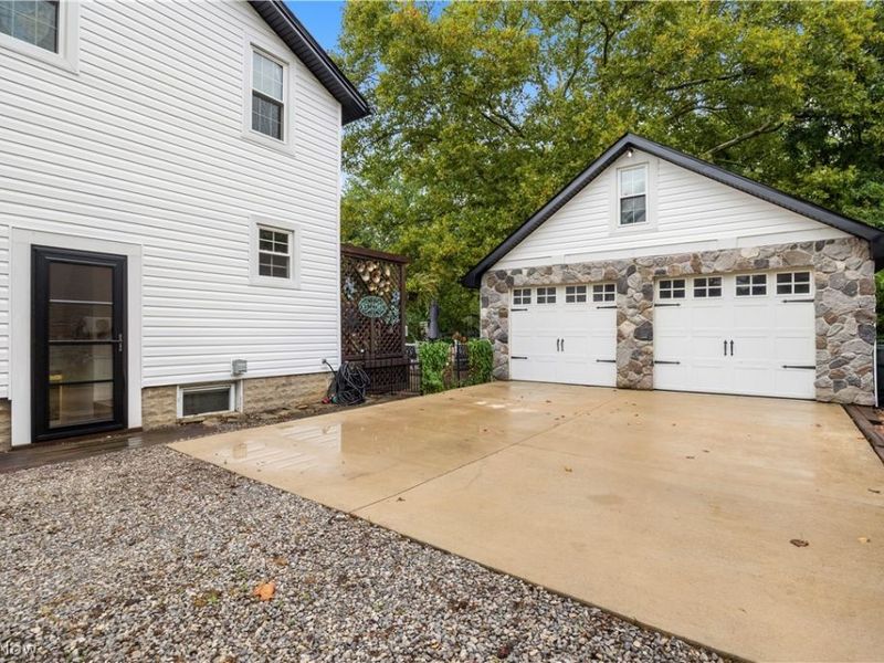 27258 Cook Road, Olmsted Township, OH 44138 Photo 31