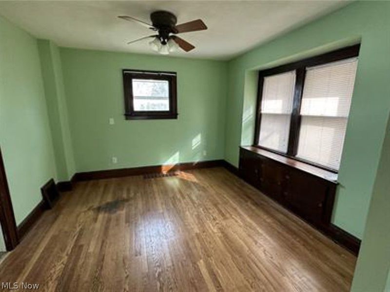 929 Jason Avenue, Akron, OH 44314 Photo 12