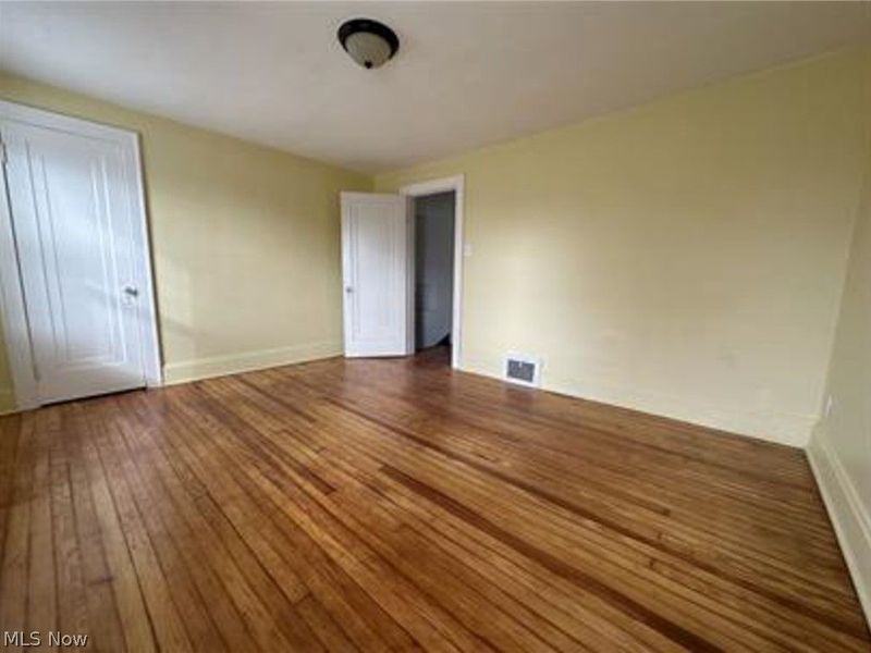 929 Jason Avenue, Akron, OH 44314 Photo 16