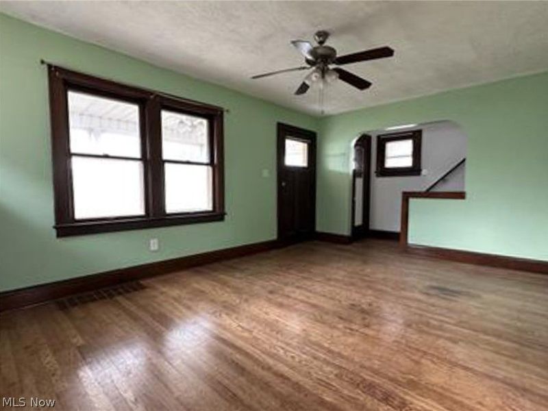 929 Jason Avenue, Akron, OH 44314 Photo 5