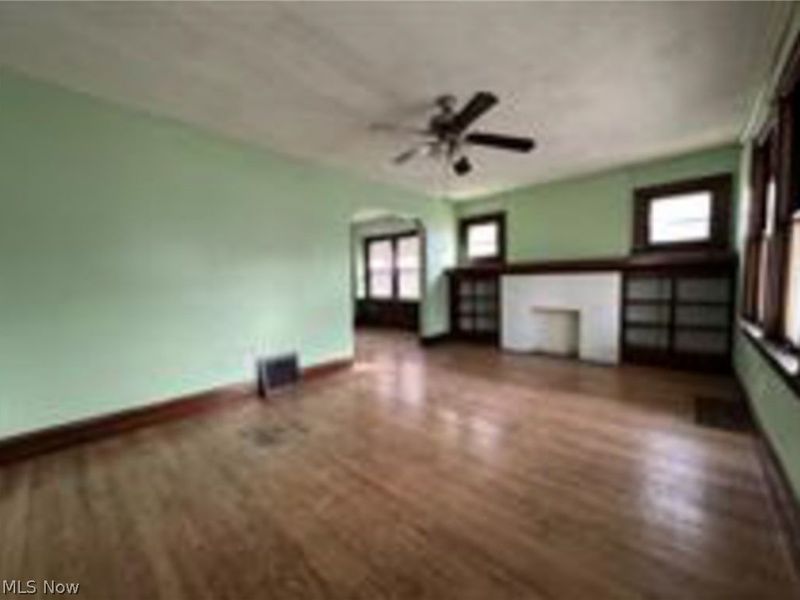 929 Jason Avenue, Akron, OH 44314 Photo 6