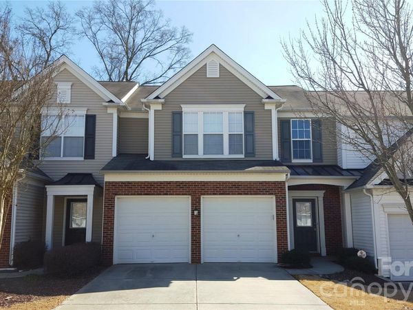 9043 Mcalwaine Preserve Avenue, Charlotte, NC 28277