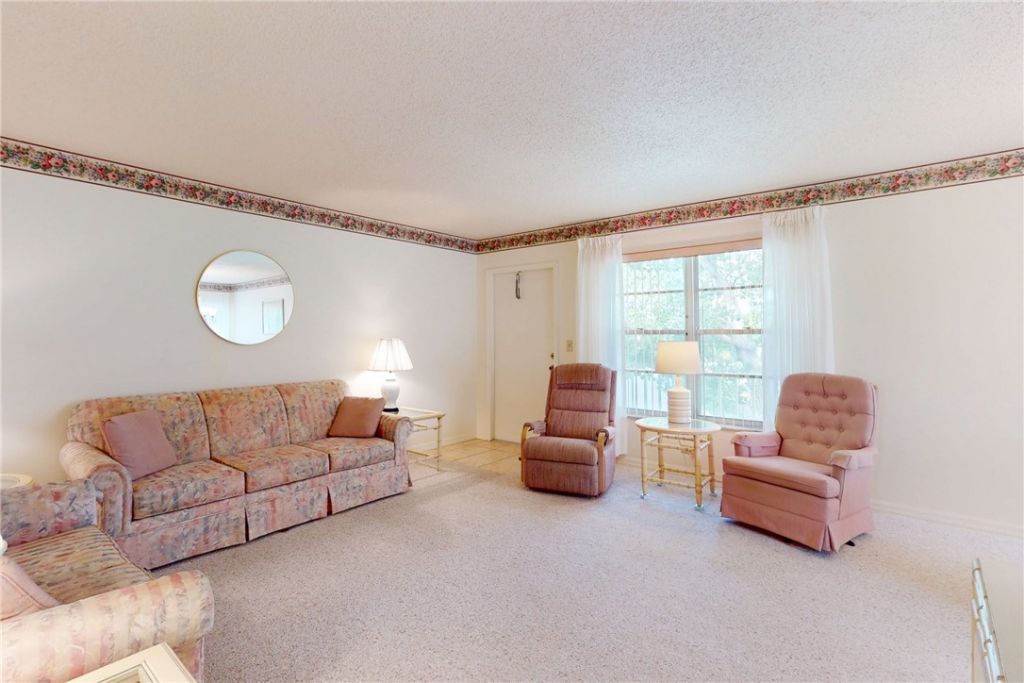 94 Spring Lake Drive , Unit 202, Vero Beach, FL 32962 Photo