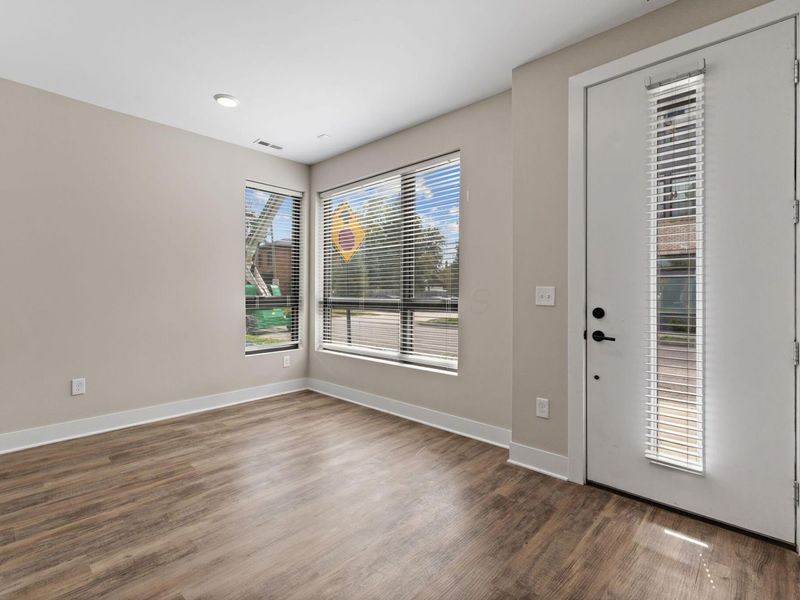 1132 Oak Street, Unit 10, Columbus, OH 43205 Photo 5