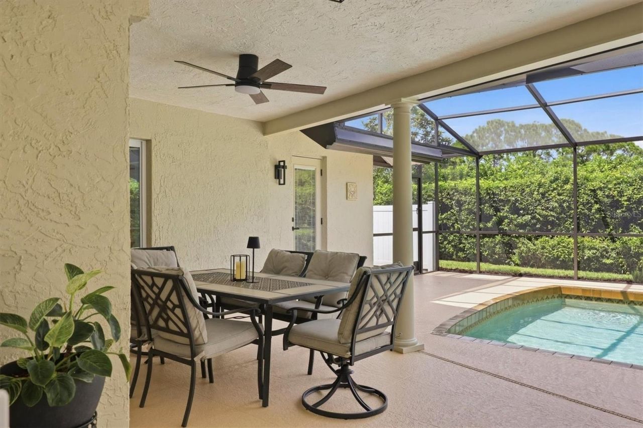 4865 Greywood Lane, Sarasota, FL 34235 Photo
