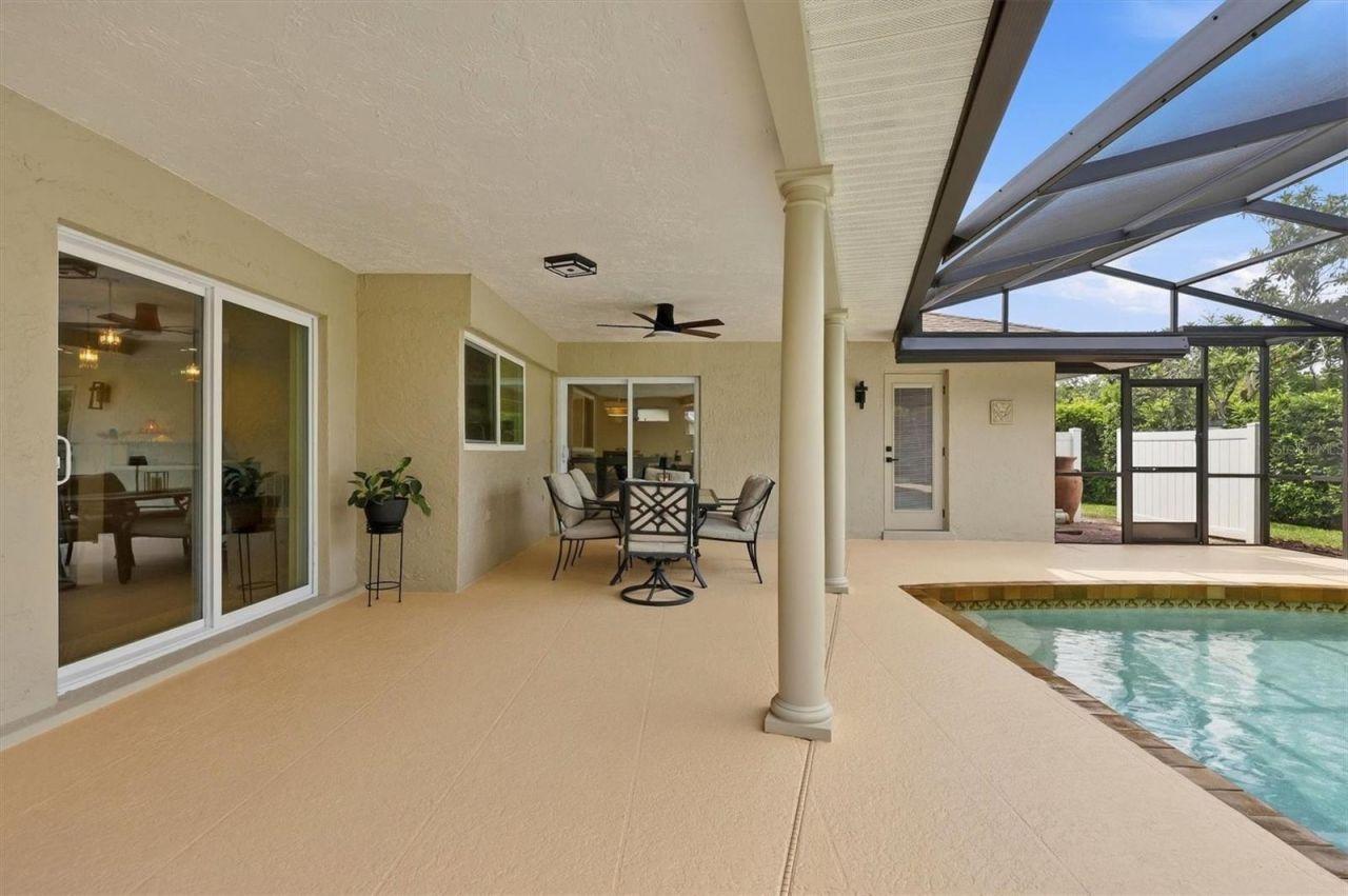 4865 Greywood Lane, Sarasota, FL 34235 Photo
