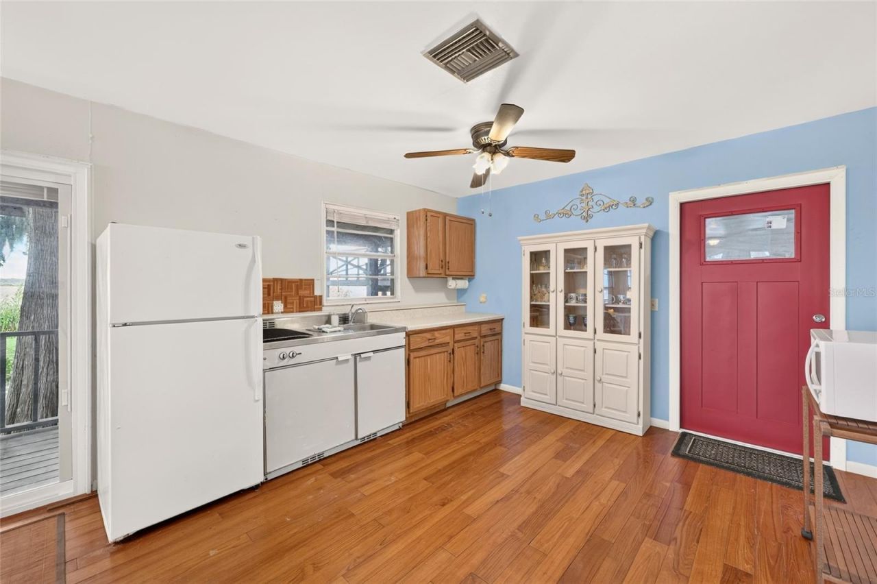 Please Call For Address, Lake Panasoffkee, FL 33538 Photo