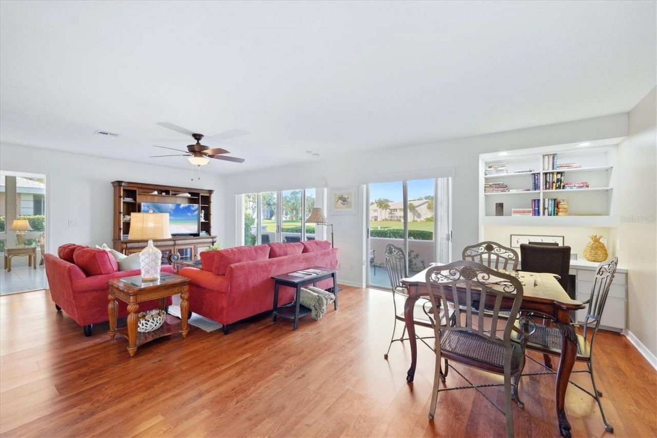 308 Cerromar Way N, Unit 19, Venice, FL 34293 Photo