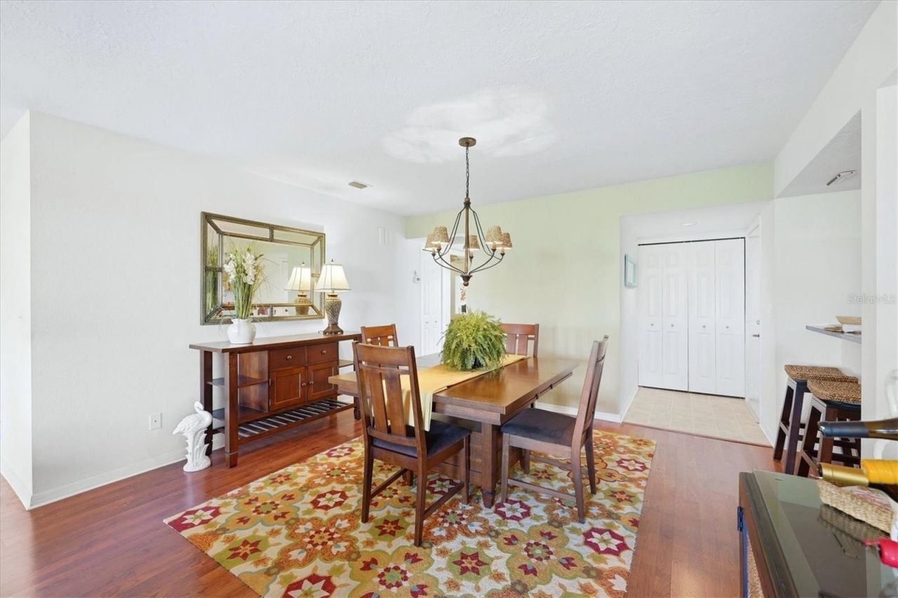 308 Cerromar Way N, Unit 19, Venice, FL 34293 Photo