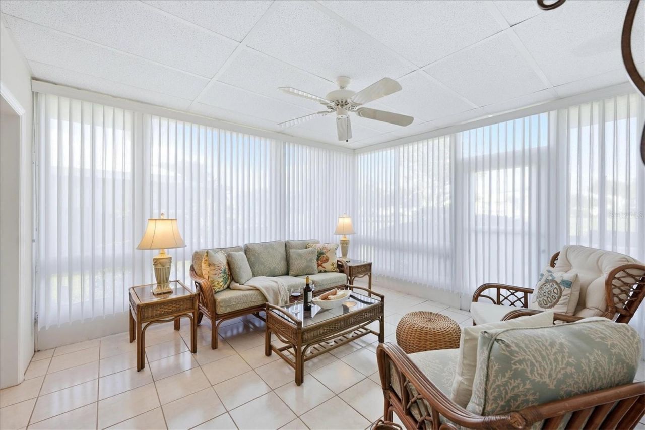 308 Cerromar Way N, Unit 19, Venice, FL 34293 Photo