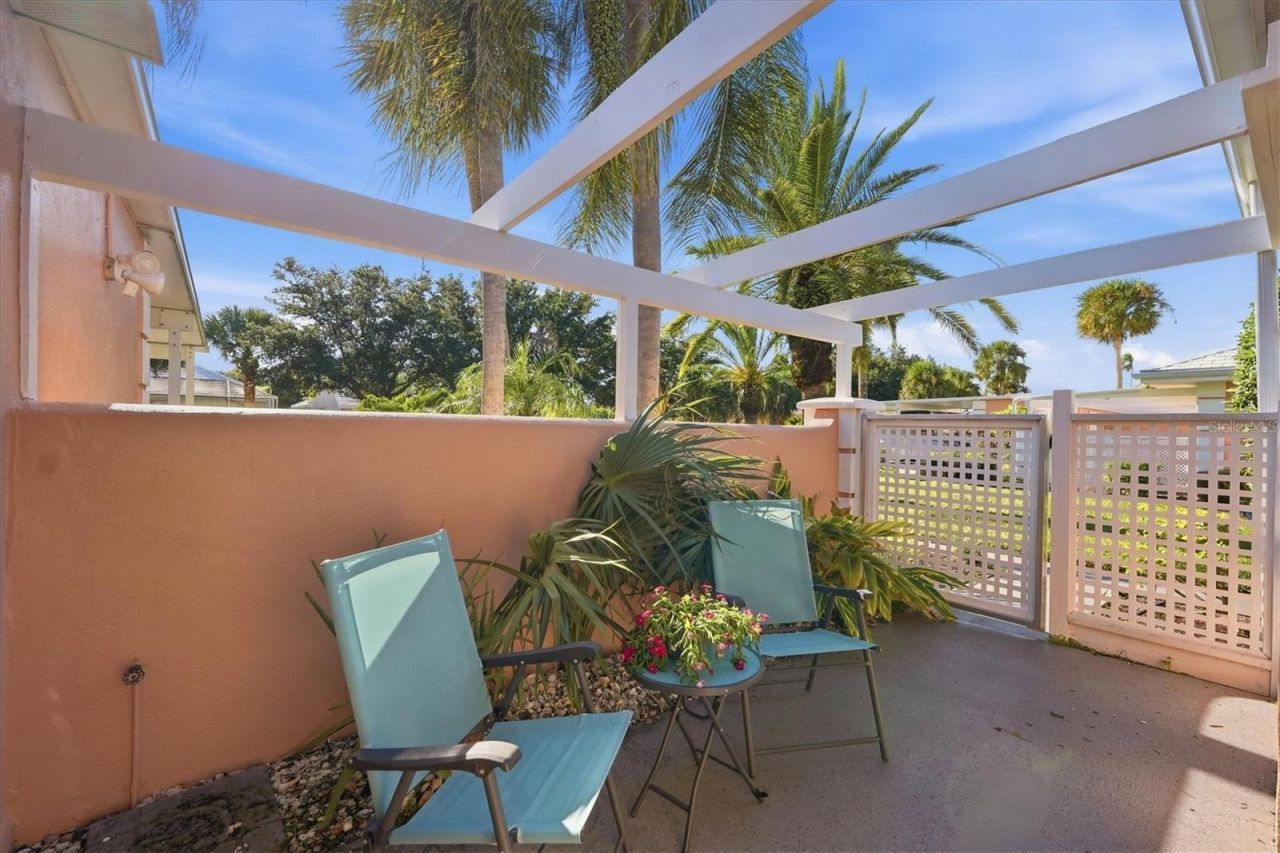 308 Cerromar Way N, Unit 19, Venice, FL 34293 Photo