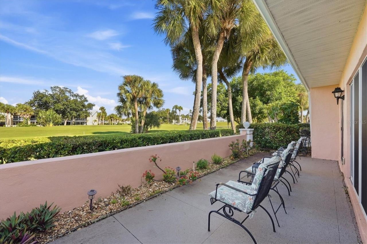 308 Cerromar Way N, Unit 19, Venice, FL 34293 Photo