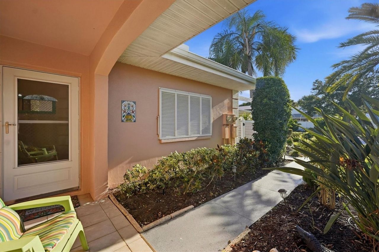 308 Cerromar Way N, Unit 19, Venice, FL 34293 Photo