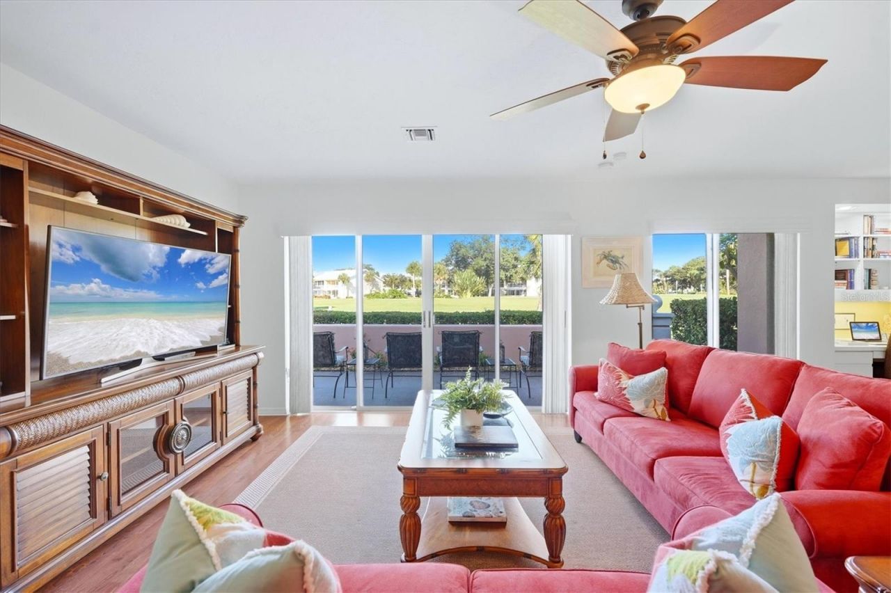 308 Cerromar Way N, Unit 19, Venice, FL 34293 Photo