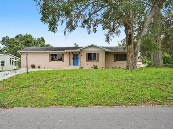 513 PALENCIA PLACE , LAKELAND, FL 33803