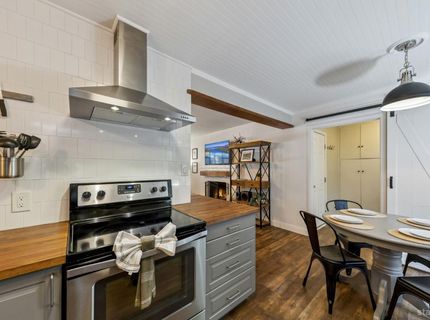 3046 Fresno Avenue, South Lake Tahoe, CA 96150 Photo