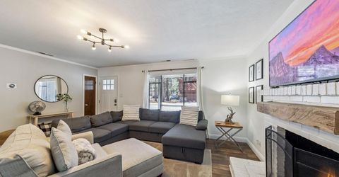 3046 Fresno Avenue, South Lake Tahoe, CA 96150 Photo