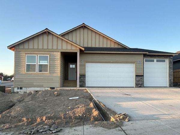 3877 SW Antelope Way, Unit Lot 51, Redmond, OR 97756