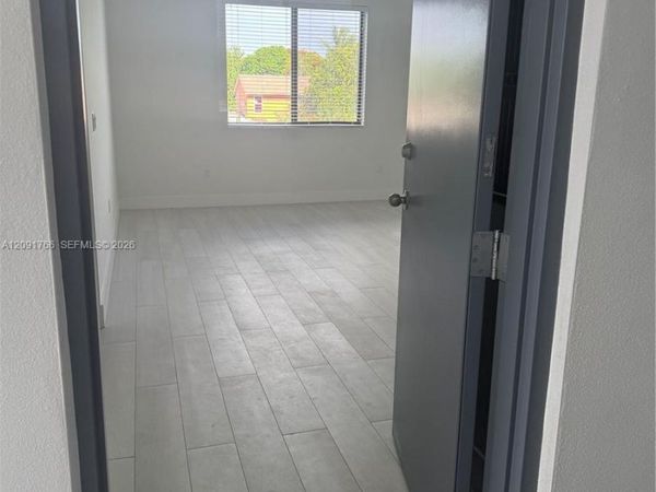 1091 E 17th St , Unit 403, Hialeah, FL 33010