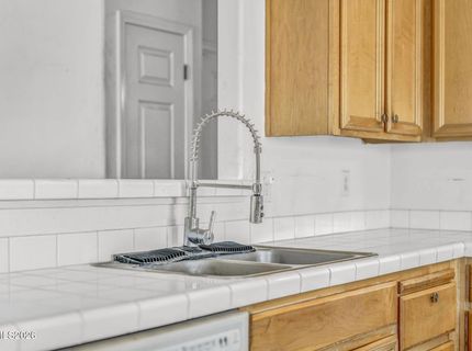 201 Emigrant Way, Fernley, NV 89408 Photo