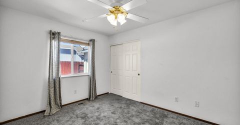 201 Emigrant Way, Fernley, NV 89408 Photo